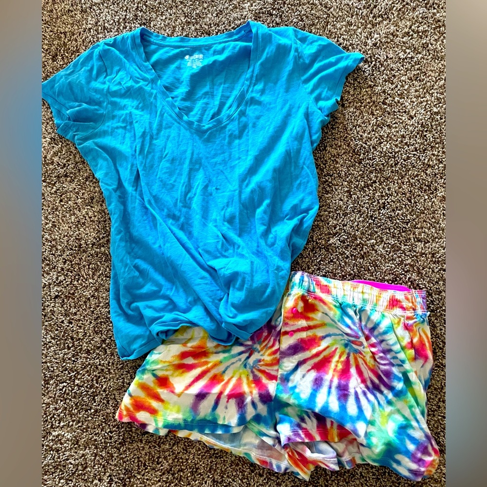 Pink Victoria’s Secret Pajamas Medium